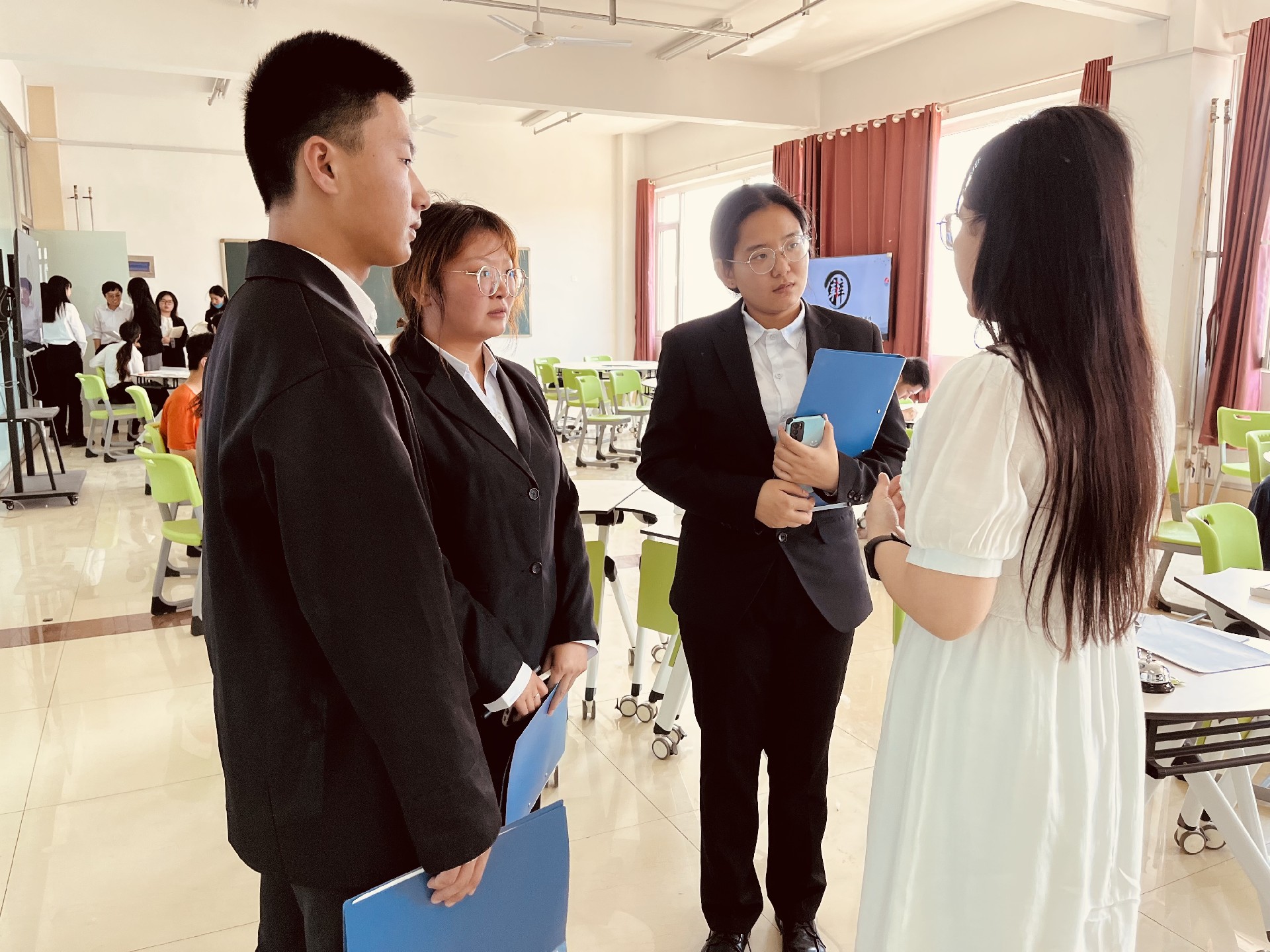 1654436712757490.png C890F6D7CB11101DADBA403D6556EEF4.png